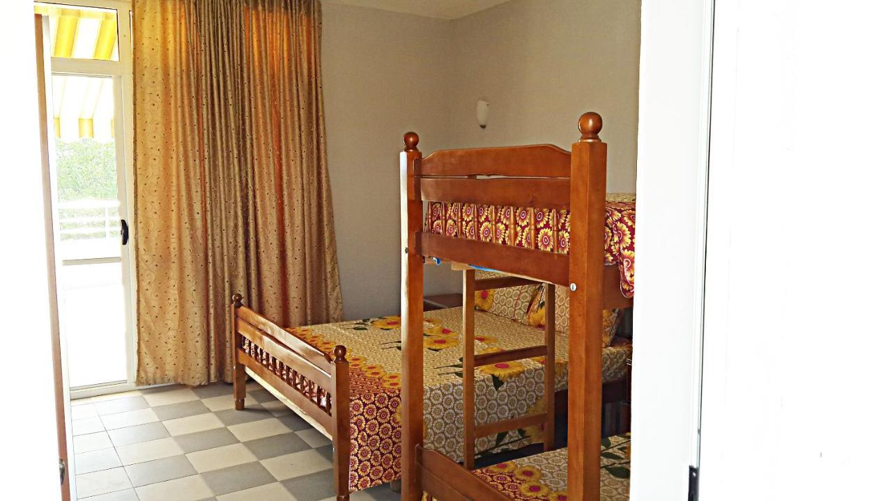 Velipojë Hotel Aquarius מראה חיצוני תמונה