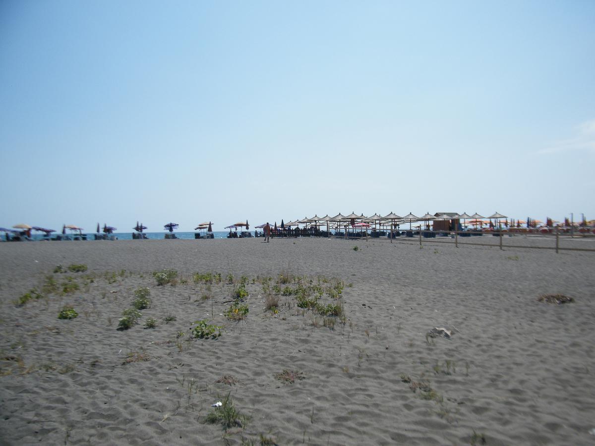 Velipojë Hotel Aquarius מראה חיצוני תמונה